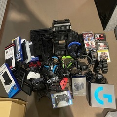 PS4 周辺機器　　　コントローラー　スタンド　カメラ　など　動...