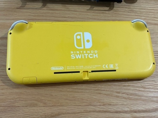 Nintendo Switch Lite イエロー 