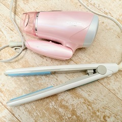 交渉中　ヘアドライヤー＆ストレートヘアアイロンセットの画像