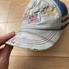 子供　キャップ　54センチの画像