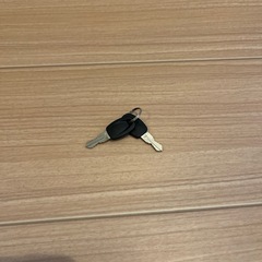 キャリーケース(一部破損)の画像