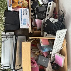 特価！物販撤退品大量まとめ、家電、日用品、メディアなど小売できる方におすすめ