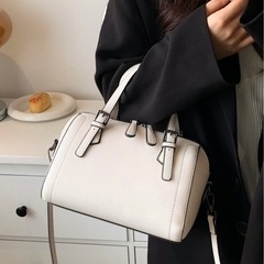 【新品未使用】ボストンバッグ　ホワイトの画像