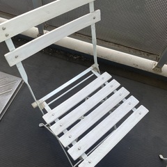 ガーデンテーブル&チェア3点セットの画像