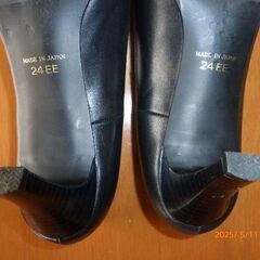 【最終再値下げ】【中古】Riz raffinee  パンプス　24EEの画像
