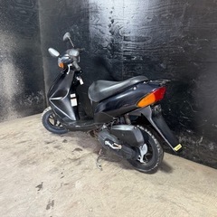 ★支払総額3.3万円★定休日なし！いつでも現車確認可能です！ スズキ レッツ2 黒 CA1PA 人気のレッツ2！ 2ストのためオイル注ぎ足すだけ！ バッテリー新品！ 通勤、通学に♪の画像