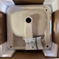 カクダイ　角型洗面器　未使用　箱破けの画像