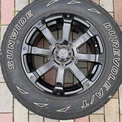 タイヤ・ホイールセット215/70R16 の画像