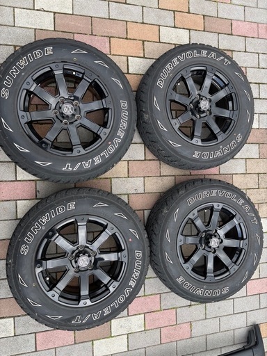 タイヤ・ホイールセット215/70R16