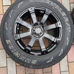 タイヤ・ホイールセット215/70R16 の画像