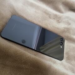 Samsung Galaxy Z Flip5 512GB グラファイトの画像