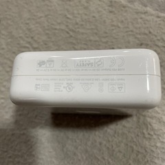 Apple TYPE-C  アダプターの画像