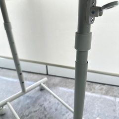 昇降式テーブル キャスター付きの画像