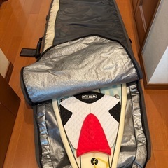 サーフィン　板　　　の画像