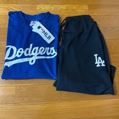 未使用新品Lサイズ野球ファンDodgers半袖トップス