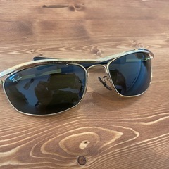 【Ray-Ban サングラス（ケース付き）】の画像