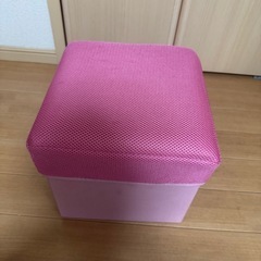 ピンクの箱の画像
