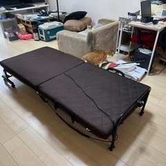 シングルサイズ電動折りたたみベッド