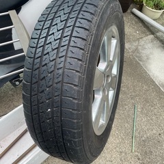 ブリヂストンのサマータイヤ新品同様トヨタハリアーなど