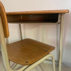 学校の机と椅子 いちむら  大人サイズの画像
