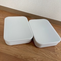 無印良品　ポリエチレンケース（蓋付）
