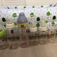 哺乳瓶