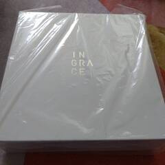 【新品・未使用】INGRACE イングレース 光美容器 MBE101A (ホワイト) EMS＆赤色LED搭載 脱毛器 IPL VIO 冷却 サファイアクリスタル 脱毛機 ムダ毛 顔 小顔の画像