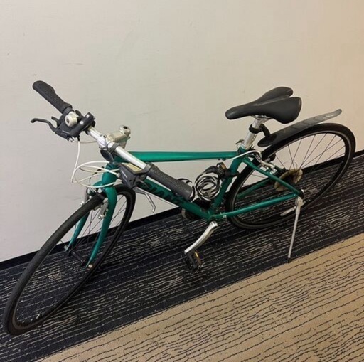 X606-CH4-1788 GIANT ジャイアント エスケープ クロスバイク ダイヤルロック付 グリーン 700×30C