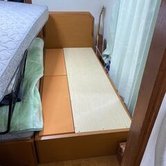シングルベッド
