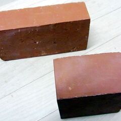 レンガ８個（大４個、小４個）の画像