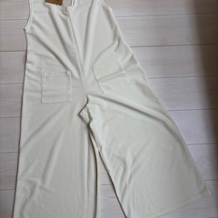 白、pinkadobe   ベージュ、ブランドなしの画像