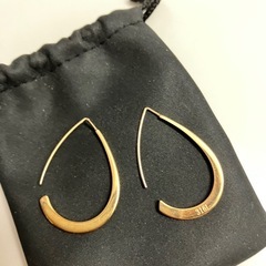 ピンクゴールド　ステンレス製　ドロップピアスの画像