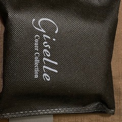 GISELLE二つ折り財布 定価5,980円の画像