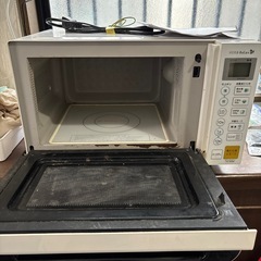 【取引完了】　電子レンジ　２０１９年製　フラットテーブル　ヤマダ電機 の画像