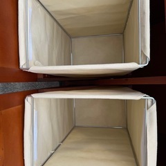 取引中木製ゴミ箱の画像