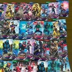 仮面ライダーカード ガンバレジェンズの画像