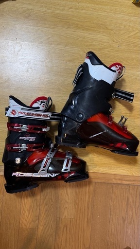 14日受け渡す予定。Rossignol スキーブーツ