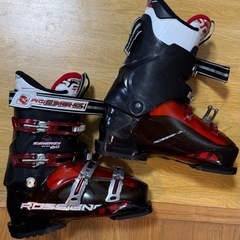 14日受け渡す予定。Rossignol スキーブーツ