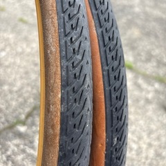 自転車のタイヤチューブセット27 × 1 8/3
の画像