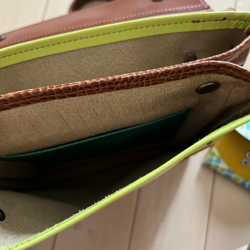 クアトロガッツ牛皮　財布（新品）付き