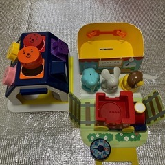 こどもちゃれんじ　くだもの形合わせと動物の列車遊び