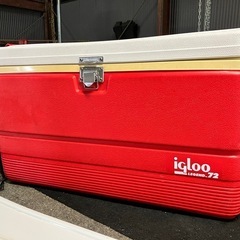 イグロー　クーラーボックス　72L 釣り　キャンプ