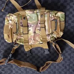 迷彩柄ウエストバッグの画像