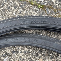 自転車のタイヤチューブセット　26 × 1 8/3の画像