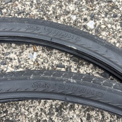 自転車のタイヤチューブセット　26 × 1 8/3の画像