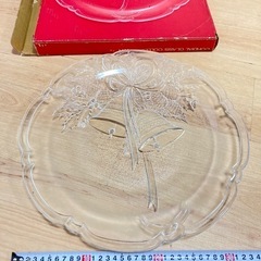 クリスマス使用　大皿　ガラスプレート　SOGA ソガ　ベル模様　未使用の画像
