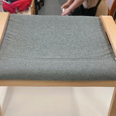 0511-483 足置き