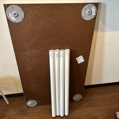 IKEA  テーブル
の画像