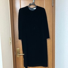 ビロード　ブラックワンピース　差し上げますの画像