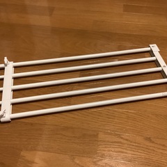 ニトリ　突っ張り棚の画像
